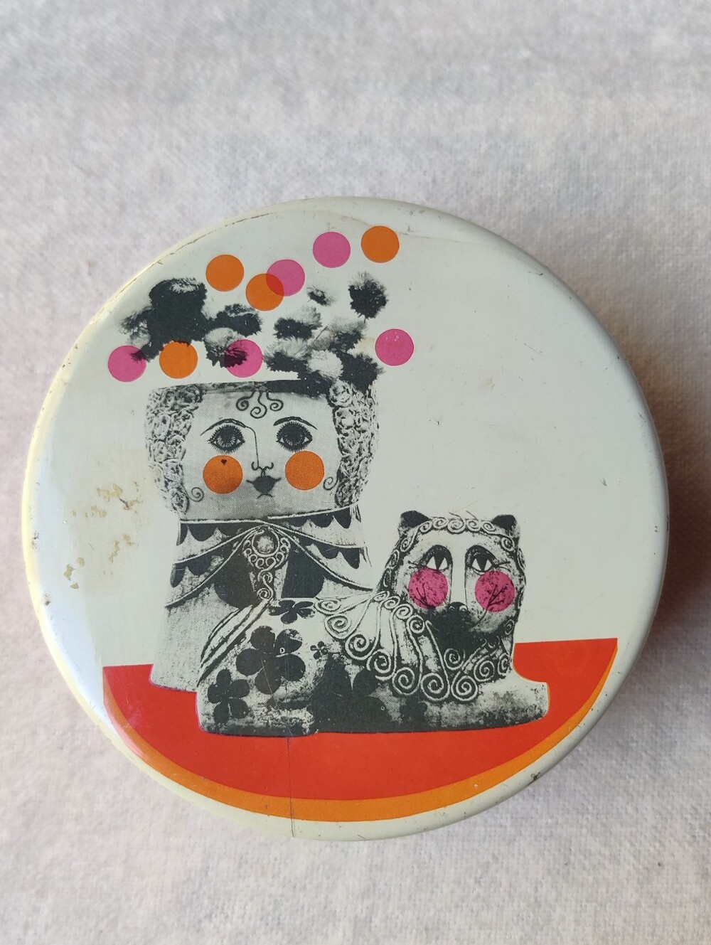 60s 70s Cat Lady Tin Whitman Peanut Butter Puffs Cookies Storage Gift Box 5"